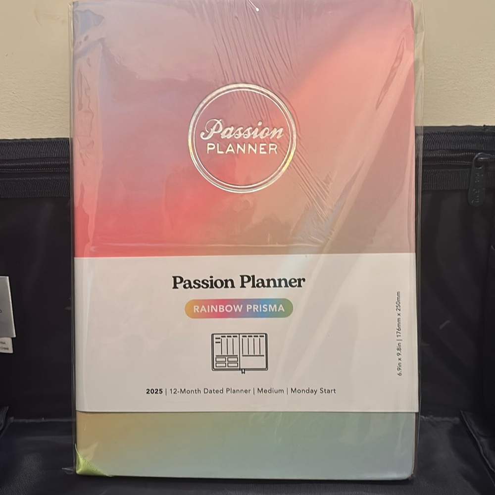 Passion Planner 2025 Medium Weekly Planner